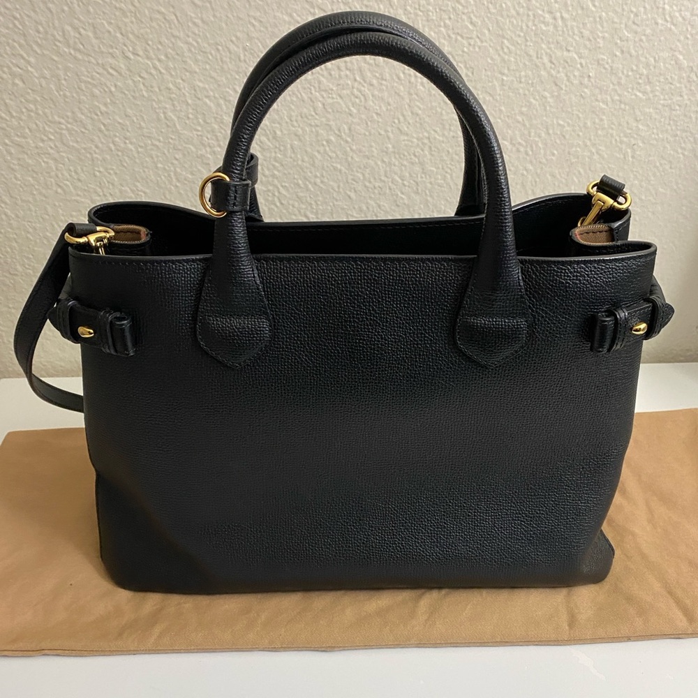 Burberry Medium Banner House Check Derby Leather Tote w/ Strap – Black RT 73504 - Picture 3 of 17